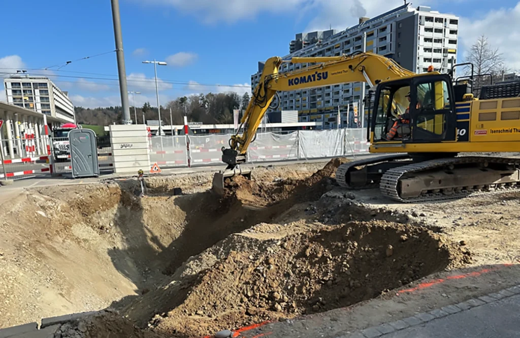 smt bern, Baustart Längsbau Bern-Brünnen (Baufeld 1)